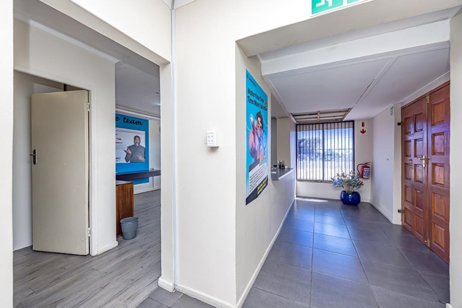 To Let commercial Property for Rent in Milnerton Western Cape